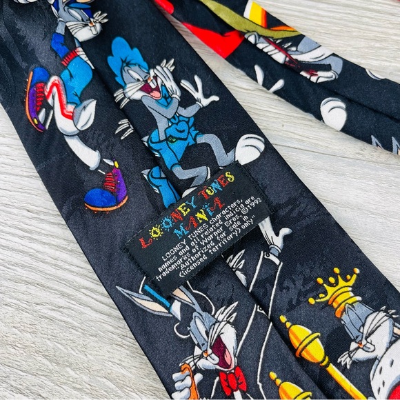 Looney Tunes Mania Vintage Bugs Bunny Tie - Picture 12 of 14